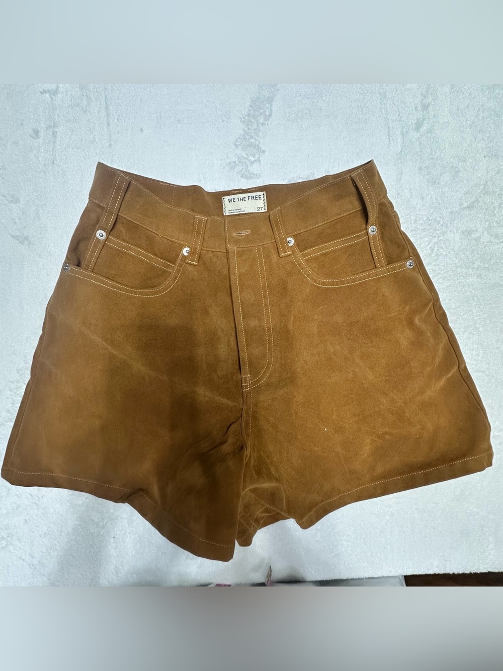 ☀️SUMMER SALE ☀️ We The Free Tippi Faux Suede High-Rise Shorts Size 27 NWOT - Picture 2 of 8